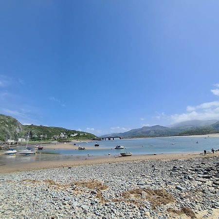 Luxury 4 Bedroom Seaside Apartment - Glan Y Werydd House Barmouth Exterior foto